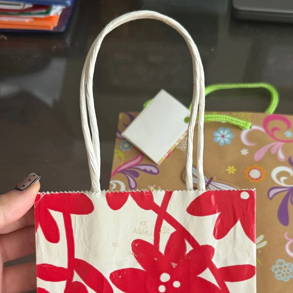 Colorful Gift Bags for Parties ( total of 6)